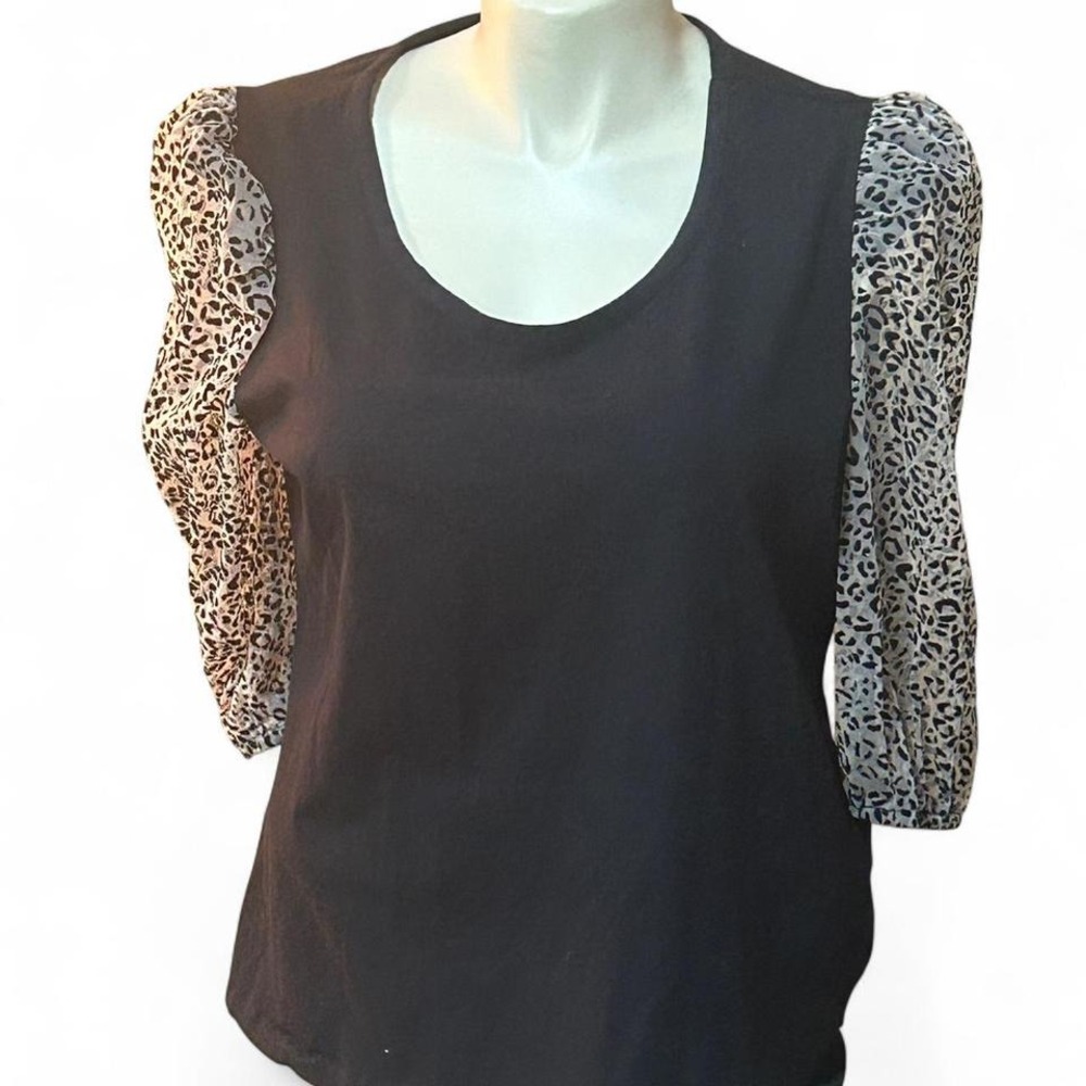 WOMENS BLACK TOP WITH SHEER MESH ANIMAL PRINT 1X